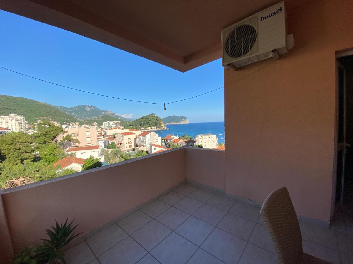 Mandarina Garden Апартаменти Petrovac